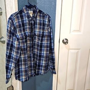 L.L. Bean Slightly Fitted Flannel Shirt Gently Worn Medium